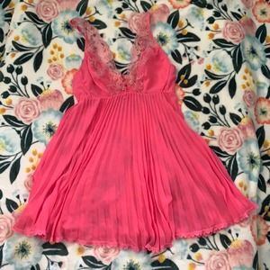 Cinema Etoile | Seductivewear Bright Pink Pleated Teddy Nightie Sz M